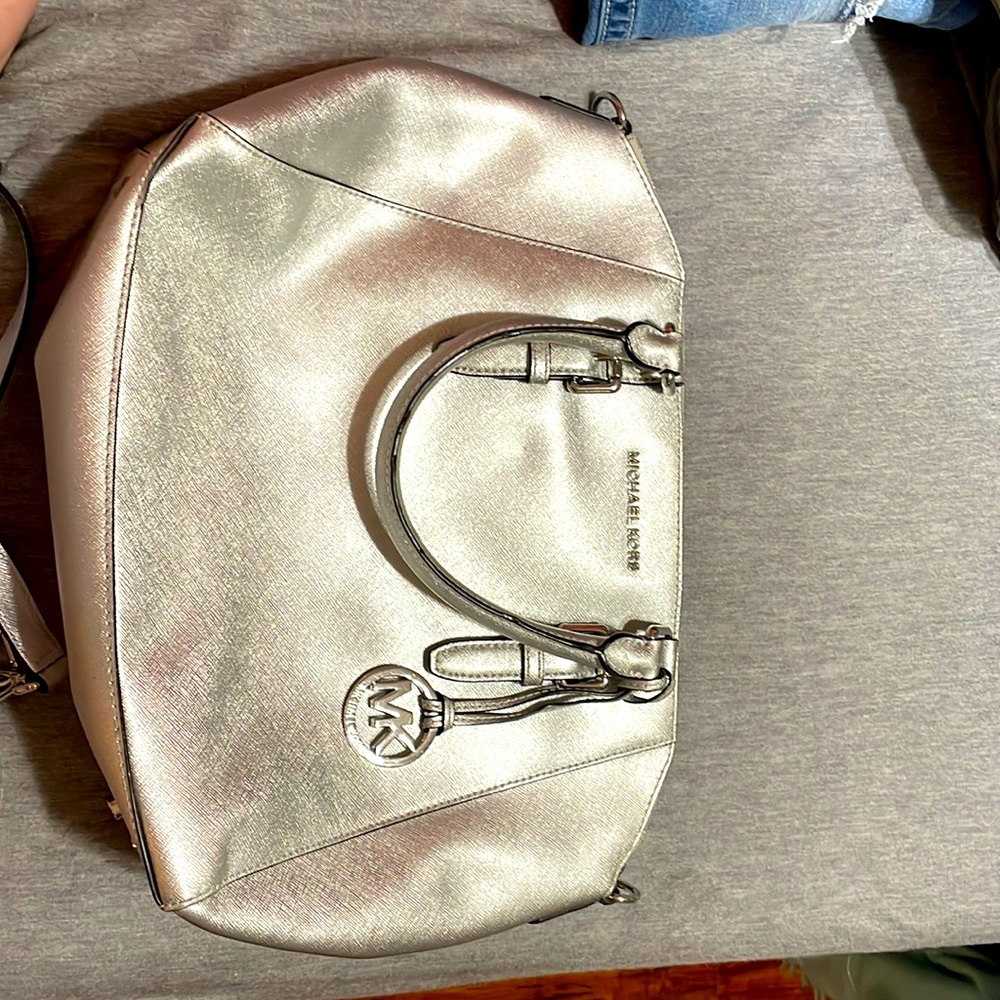 Gorgeous Michael Kors Purse